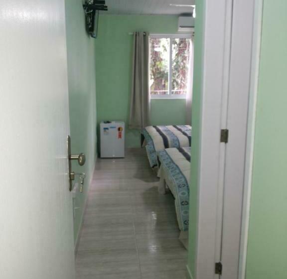 هاستل Bela Sylvia Suites