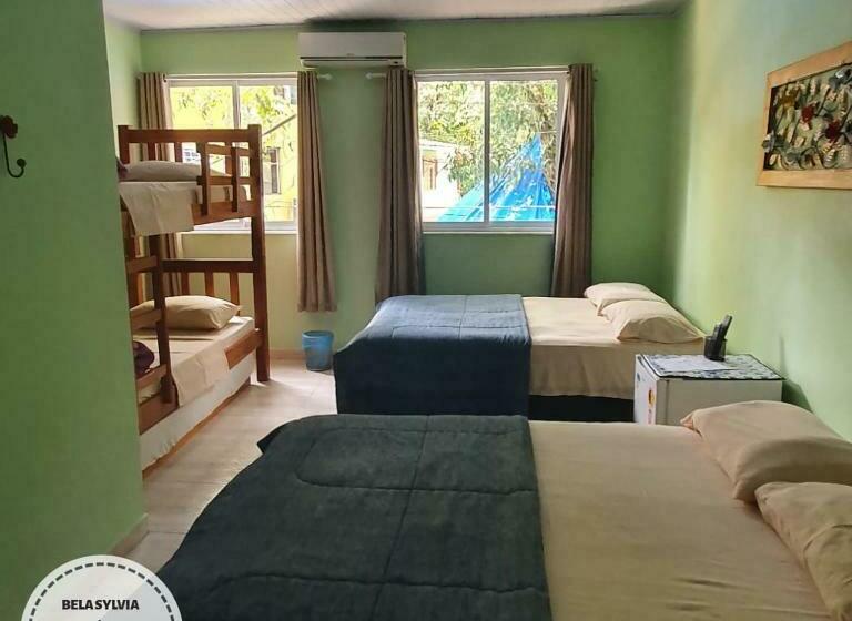 هاستل Bela Sylvia Suites