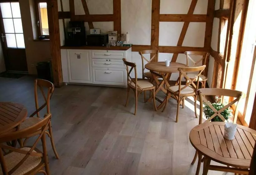 Retkeilymaja Waldvogel Ferienzimmer Klimatisiert