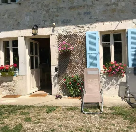 Aamiaismajoitus (B&B) Chambres D Hôtes Des Deux Lacs