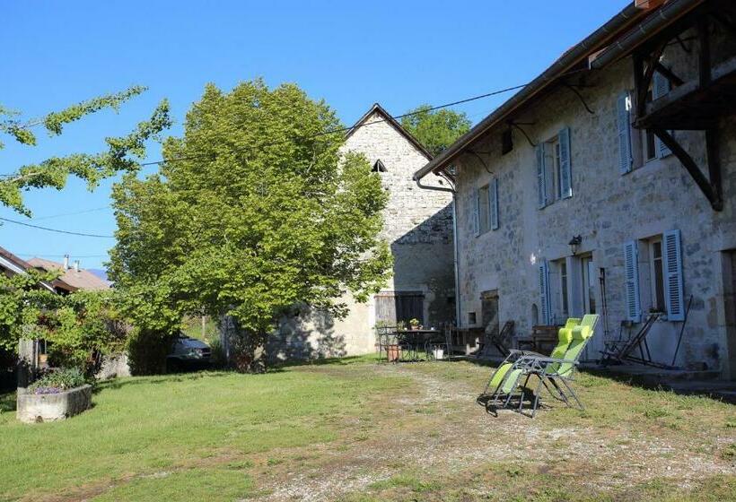 Bed and Breakfast Chambres D Hôtes Des Deux Lacs