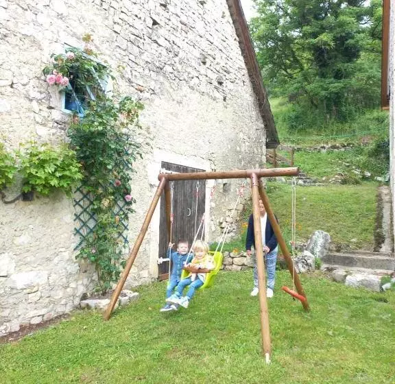 Aamiaismajoitus (B&B) Chambres D Hôtes Des Deux Lacs