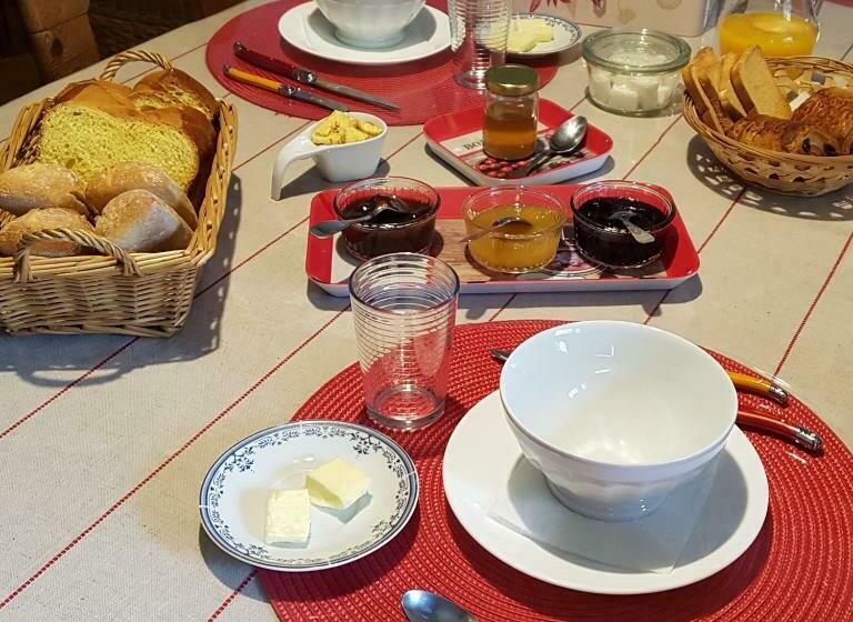 Bed and Breakfast La Grange Des Roches Roses