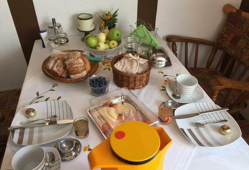 Bed and Breakfast Pension Alois Hennecke