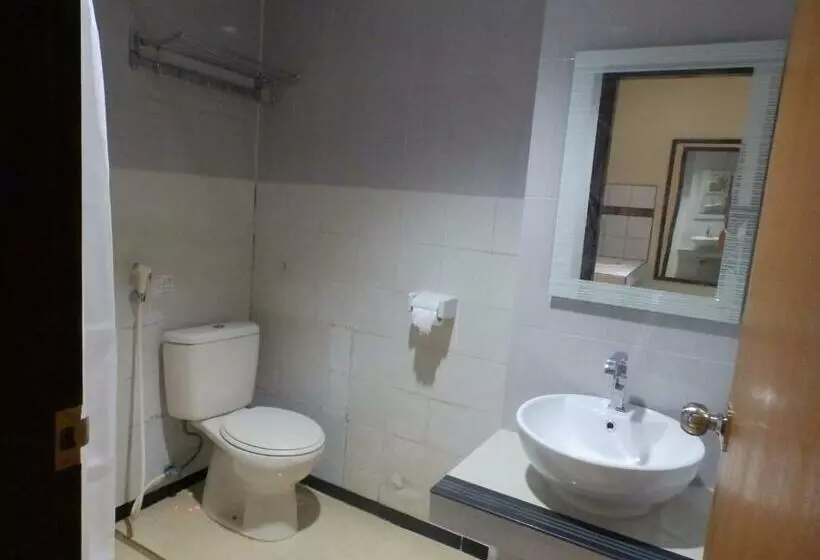 Hotelli Bahari Family