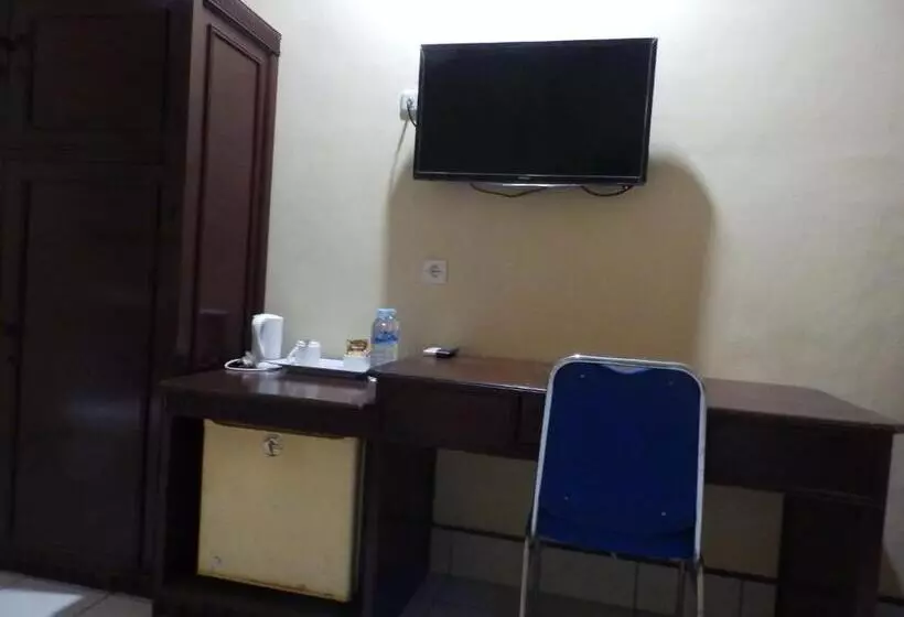 Hotelli Bahari Family