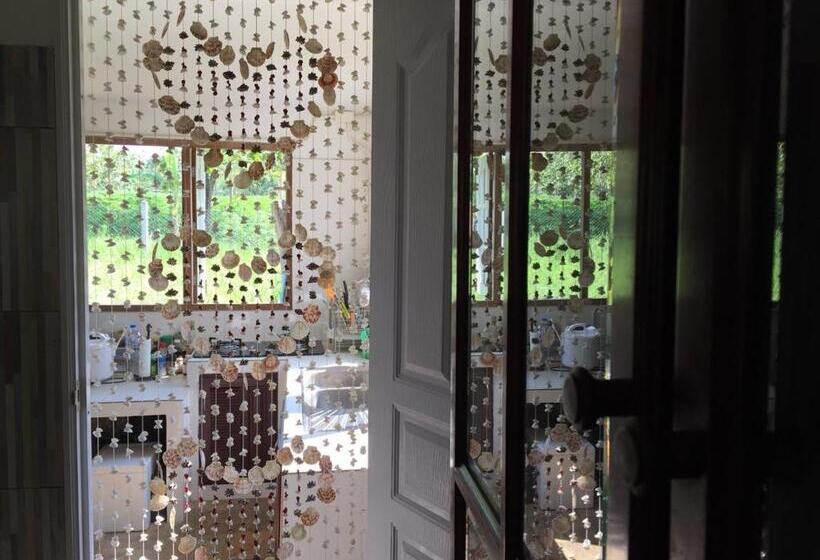 호텔 Cozycomo Khonkhan