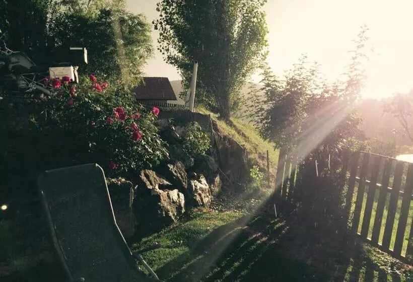 ホテル Gasthof Tischlerwirt