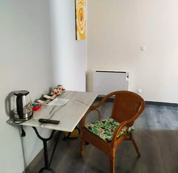 هتل Les Coquelicots