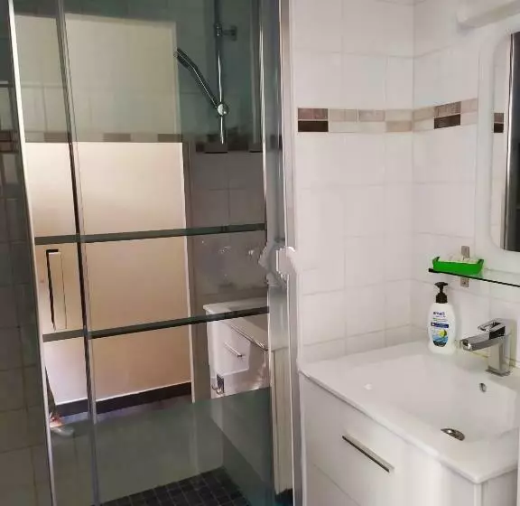 هتل Les Coquelicots