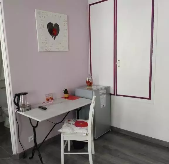 هتل Les Coquelicots