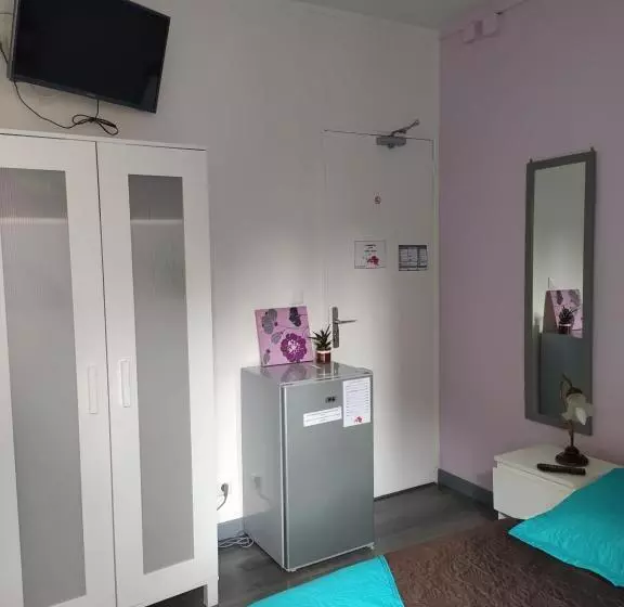 هتل Les Coquelicots