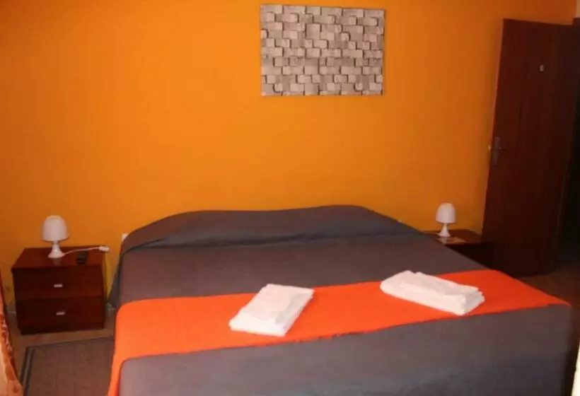 پانسیون Guest House Bella Italia