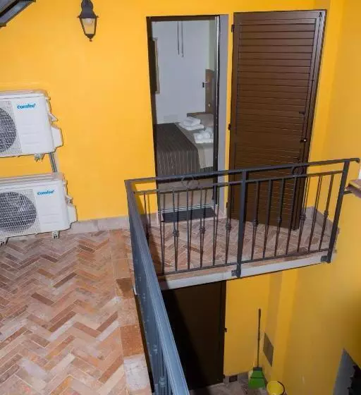 ペンション La Piana Affittacamere