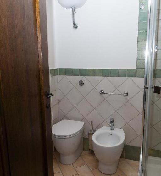 펜션 La Piana Affittacamere