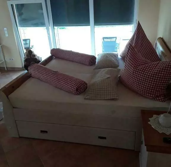 Majatalo Mediterraneo