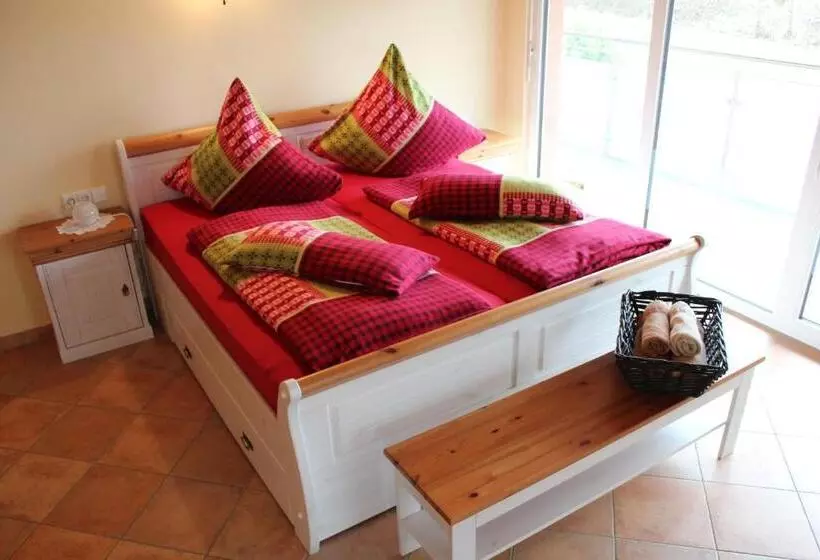 Majatalo Mediterraneo