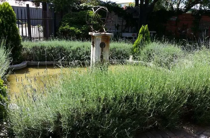 ペンション The Yardt Guest House