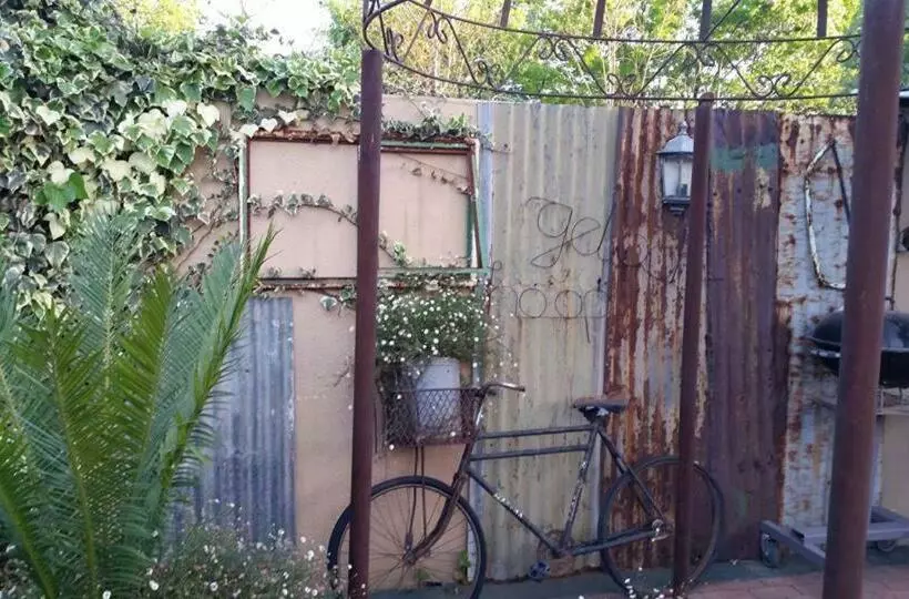 ペンション The Yardt Guest House