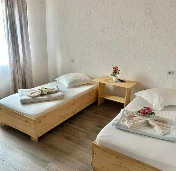 Pensiunea Casa Nina