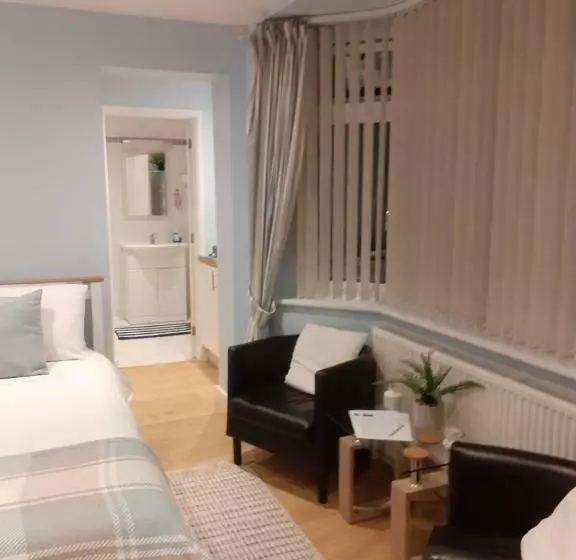 Coast 77 B&b