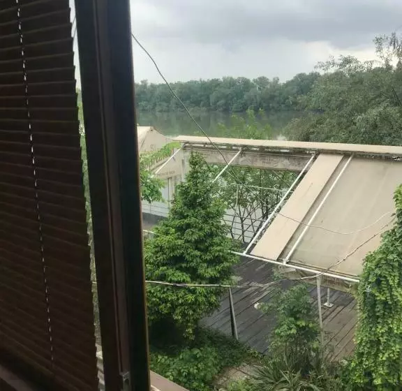 Family Hotel   Relax