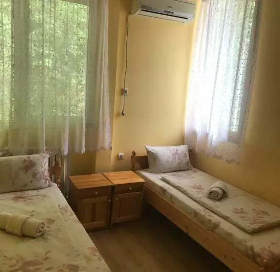 Family Hotel   Relax