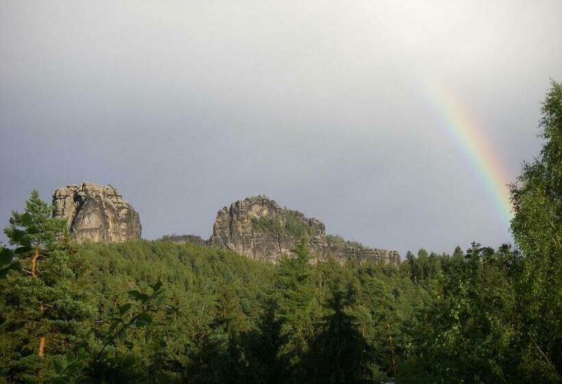بنسيون Falkenstein Hütten
