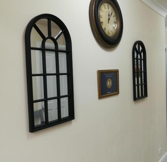 펜션 Royal Guest House Ii