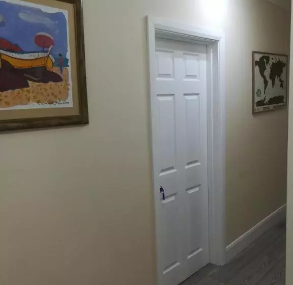 Majatalo Royal Guest House Ii