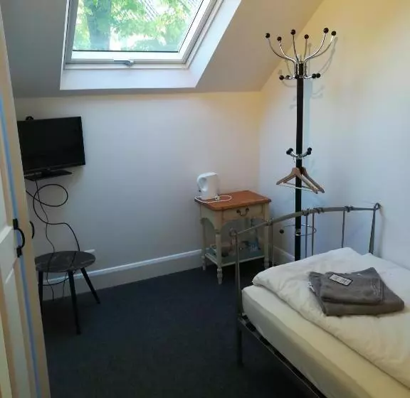 Majatalo Royal Guest House Ii