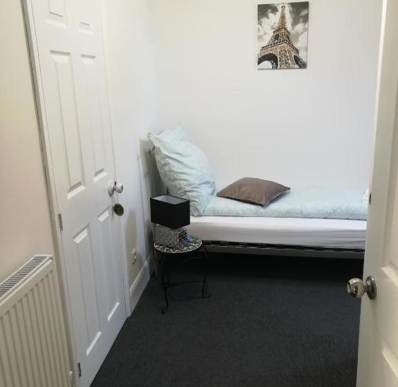 펜션 Royal Guest House Ii