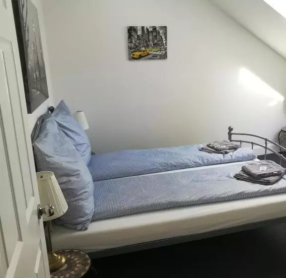 Majatalo Royal Guest House Ii