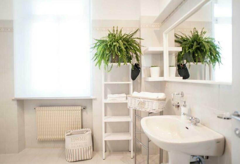 بنسيون Stop & Sleep Venzone