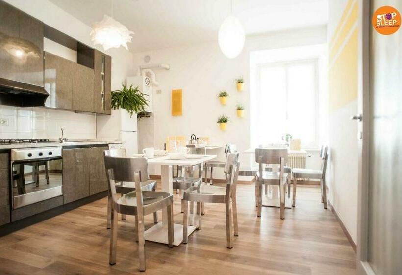 بنسيون Stop & Sleep Venzone