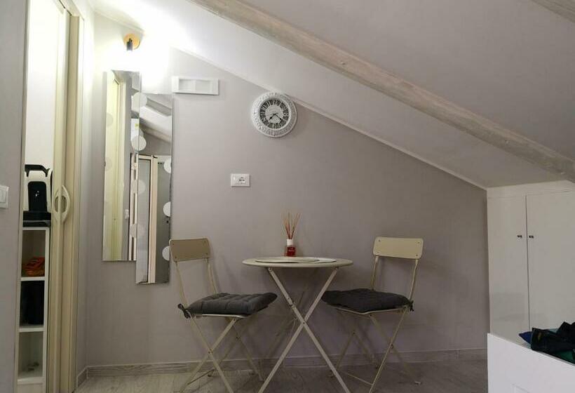 膳宿费 Terri S Home Fondi