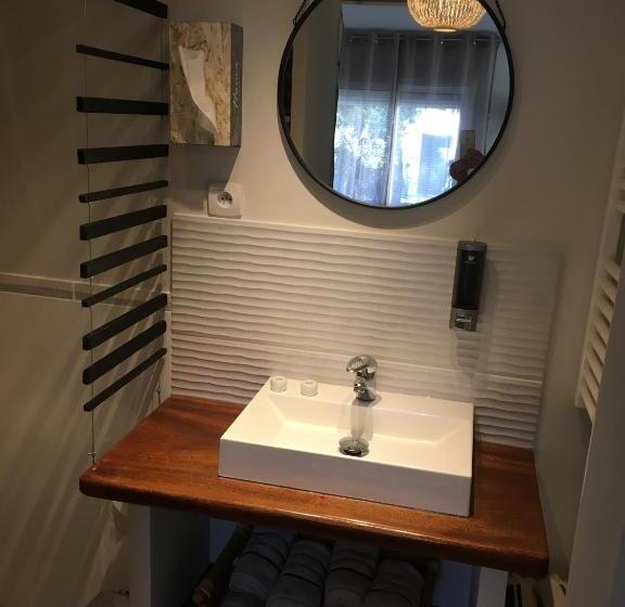 פנסיון Villa Kalimera