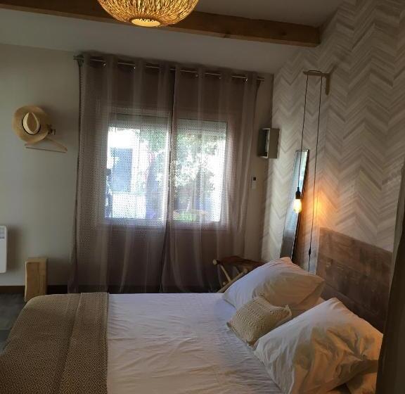 פנסיון Villa Kalimera