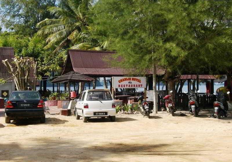 Charlie Motel & Restaurant