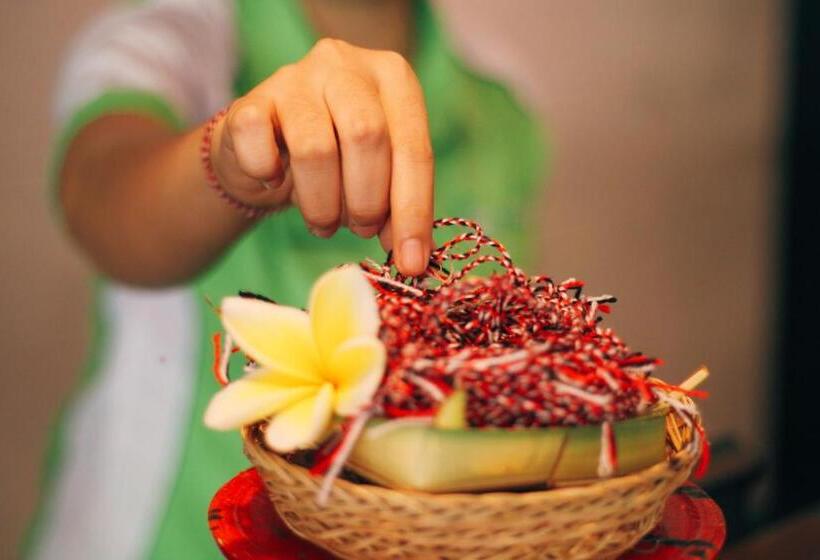 Grandmas Plus Hotel Seminyak