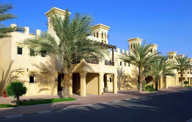ホテル Al Hamra Village