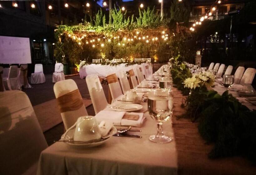 فندق Cakra Kembang