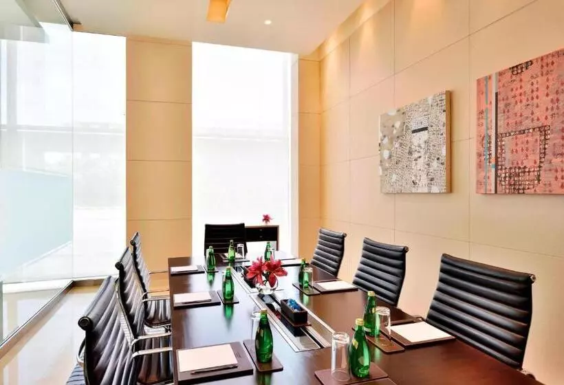 Hotel Courtyard By Marriott Pune Hinjewadi