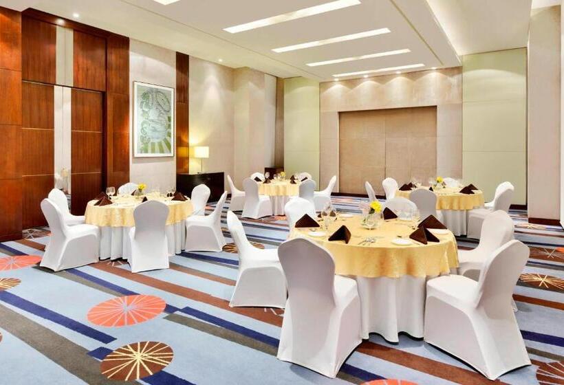 בית מלון כפרי Courtyard By Marriott Pune Hinjewadi