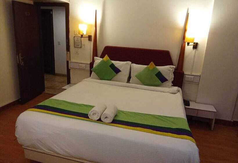 בית מלון כפרי Crown