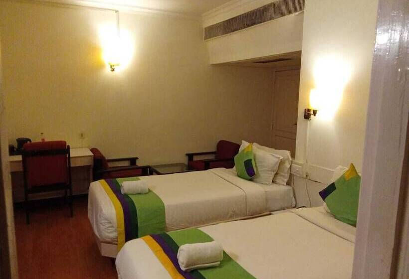 בית מלון כפרי Crown