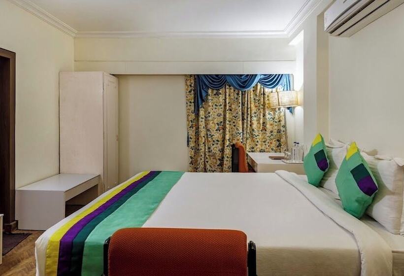 בית מלון כפרי Crown