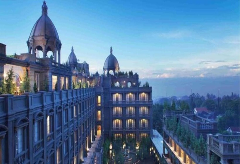 בית מלון כפרי Gh Universal