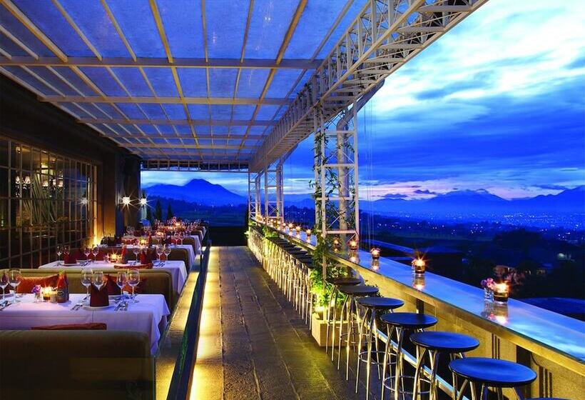 בית מלון כפרי Gh Universal