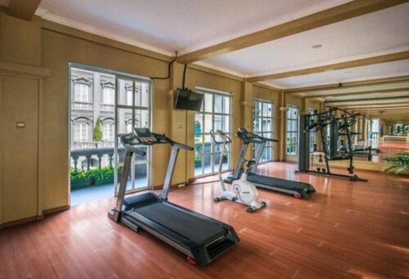 בית מלון כפרי Gh Universal